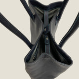 [Shrink leather]<br>tuti tote bag<br>color: navy
