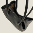 [シュリンクレザー]<br>トゥティトートバッグ<br>color：ブラック<br>【９月下旬入荷予定】