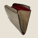 [クロコパターンレザー] <br>ハーフLジップウォレット<br> color：トープ