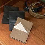 [French calf] <br>Thread gusset card case<br>color: black