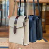 [Shrink leather x croco pattern leather]<br>voyage shoulder<br>color: navy