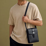 [Taurillon Lagoon x Crocodile]<br>voyage shoulder<br>color: black