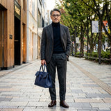 [Shrink leather x croco pattern leather]<br>Voyage M bag<br>color: navy
