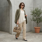 [Shrink leather x croco pattern leather]<br>Voyage M bag<br>color: taupe