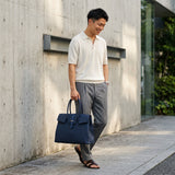 [Shrink leather x croco pattern leather]<br>Voyage L bag<br>color: navy