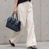 [Shrink leather x croco pattern leather]<br>Voyage M bag<br>color: navy
