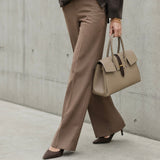 [Shrink leather x croco pattern leather]<br>Voyage M bag<br>color: taupe