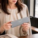 [French calf]<br>Zipper pen case<br>color: Black<br>[Scheduled to be in stock in mid -December]