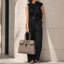 [Shrink leather x croco pattern leather]<br>Voyage L bag<br>color: taupe