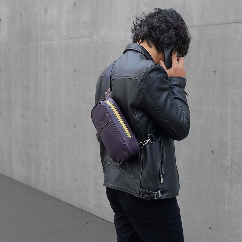 [French calf] <br> Body bag <br> COLOR: Purple <br> [Made to order]