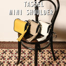 [Shrink leather] <br> Tassel mini -shoulder <br> color: Black x White