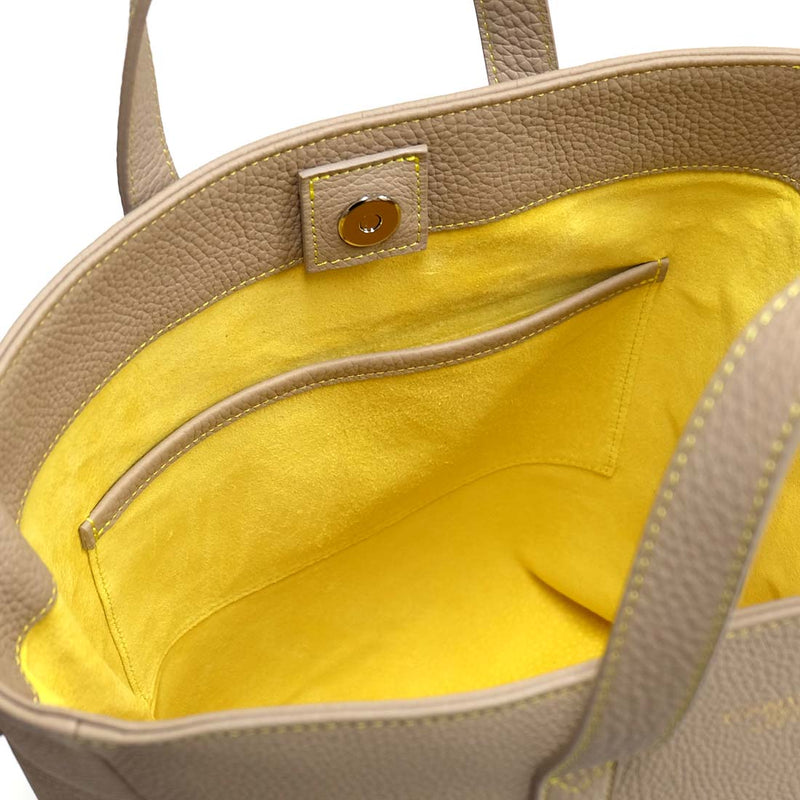[Tryon Lagoon] <br> Shoulder tote bag <br> Color: Tope x Yellow Stitch