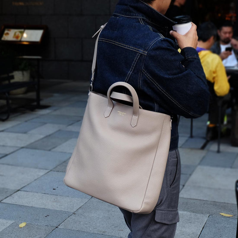[Tryon Lagoon] <br> Shoulder Tote Bag <br> Color: Tope x Off White Stitch