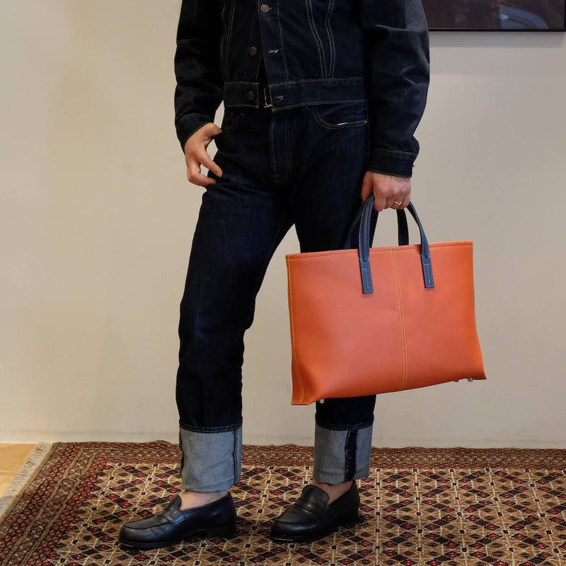 [French calf] <br> Tote bag <br> Color: Orange x Ink blue