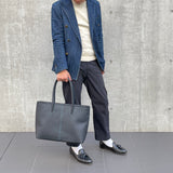 [French calf] <br>Royal M tote bag<br>Color: Navy x Turquoise stitch x Interior red<br>[Scheduled to arrive in early August]